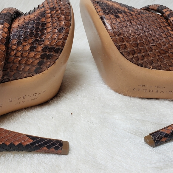 Givenchy Snakeskin Open Toe Stilettos Major Sexy! - Picture 7 of 7
